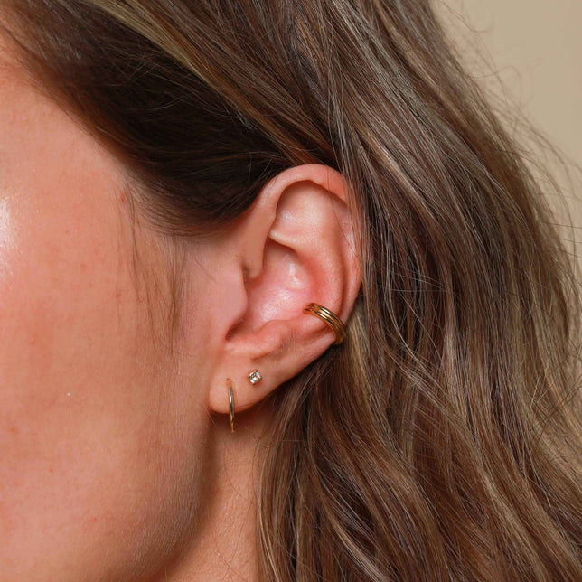 April White Topaz - Topaz Stud Earrings in Solid Gold - Stud Earrings - Astrid & Miyu