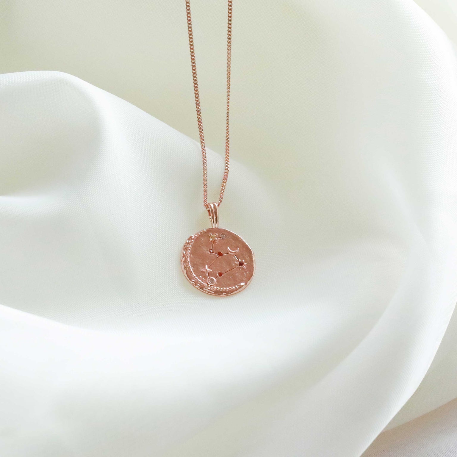 18k Rose Gold Plated Jewellery - Leo Zodiac Pendant Necklace in Rose Gold - Zodiac Pendant - Astrid & Miyu