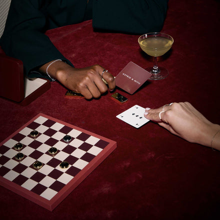 How To: Host the perfect games night-Astrid &amp; Miyu