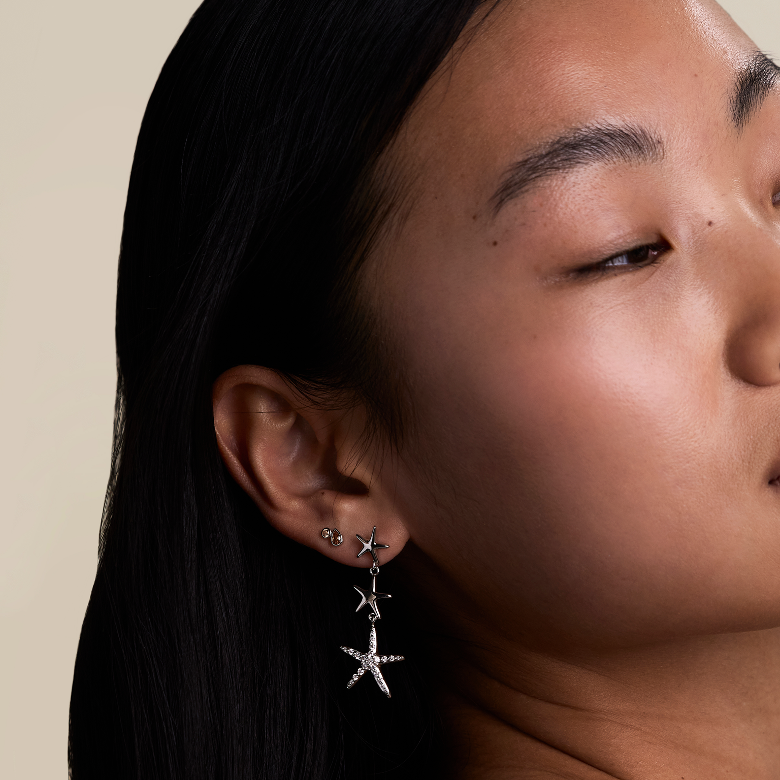 The Holiday Edit-Astrid &amp; Miyu