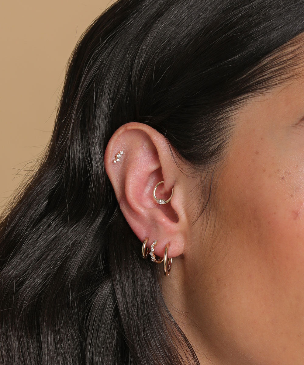 Cartilage Earrings Stud Clear Gem Flat Disc Back Tragus Nose Helix Labret  Piercing Screw on Medusa Snake Dahlia Bites Rook Upper Lobe Snug - Etsy
