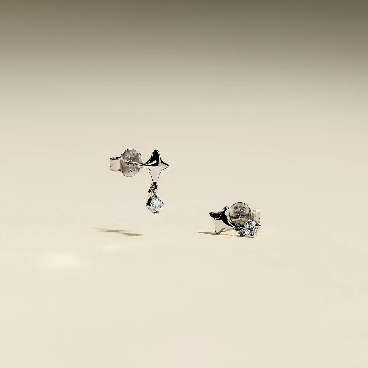 Cosmic Star Charm Studs Cracker in Silver-Astrid &amp; Miyu