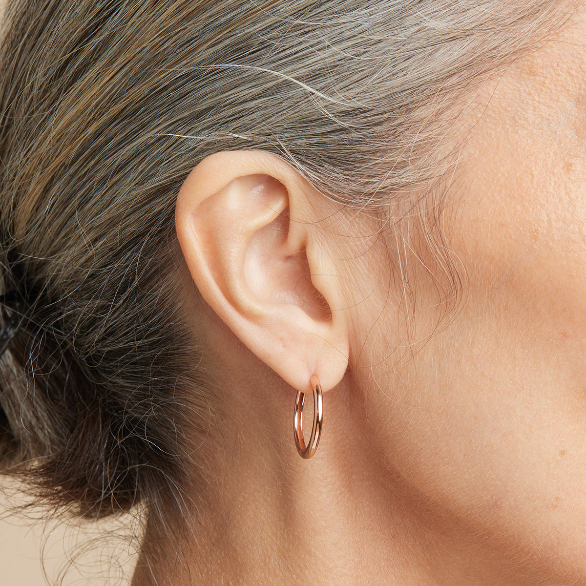 18k Rose Gold Plated Jewellery - Essential Medium Hoops in Rose Gold - Hoop Earrings - Astrid &amp; Miyu