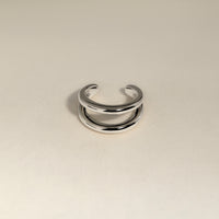 Illusion Essential Ear Cuff in Silver-Astrid &amp; Miyu