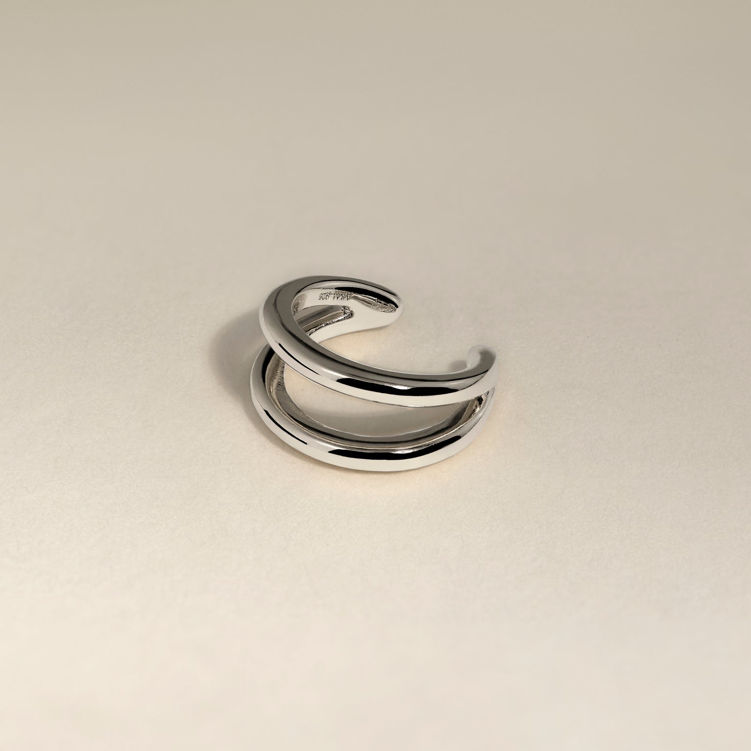 Illusion Essential Ear Cuff in Silver-Astrid &amp; Miyu