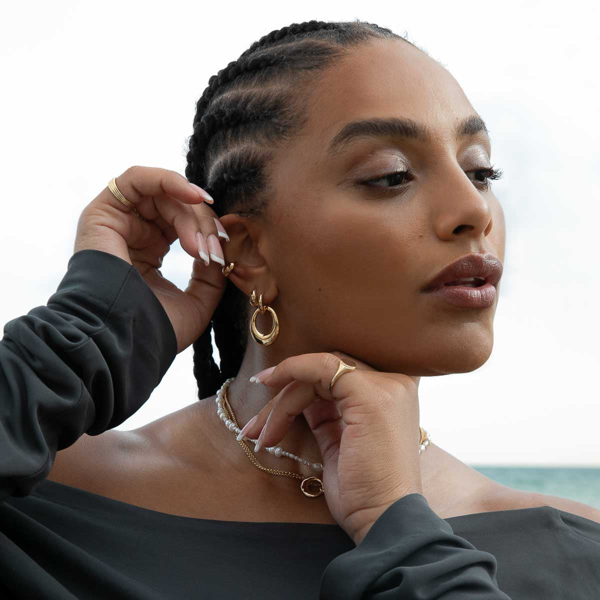 18k Gold Plated Jewellery - Dome Link Hoops in Gold - Hoop Earrings - Astrid &amp; Miyu