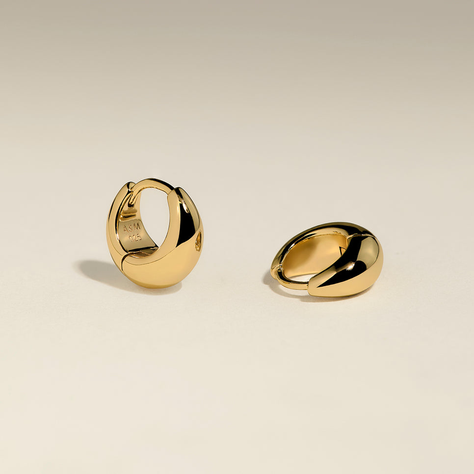 Dome Huggies in Gold