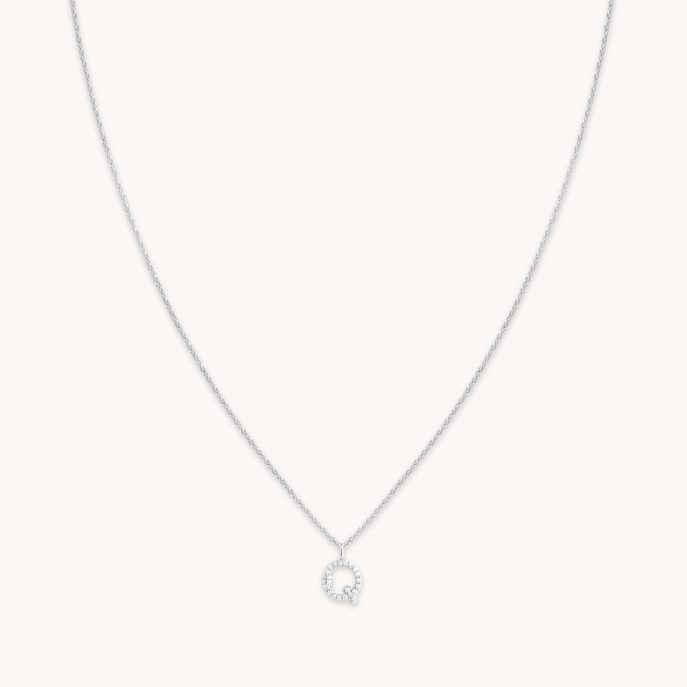 Q Initial Pavé Pendant Necklace in Silver