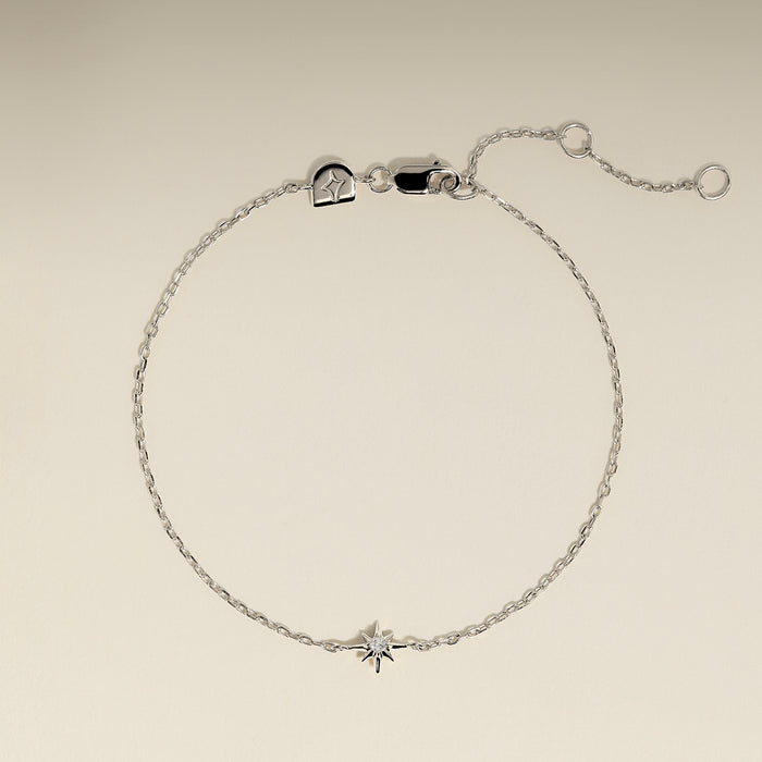 Shooting Star Pendant Bracelet in Silver-Astrid &amp; Miyu