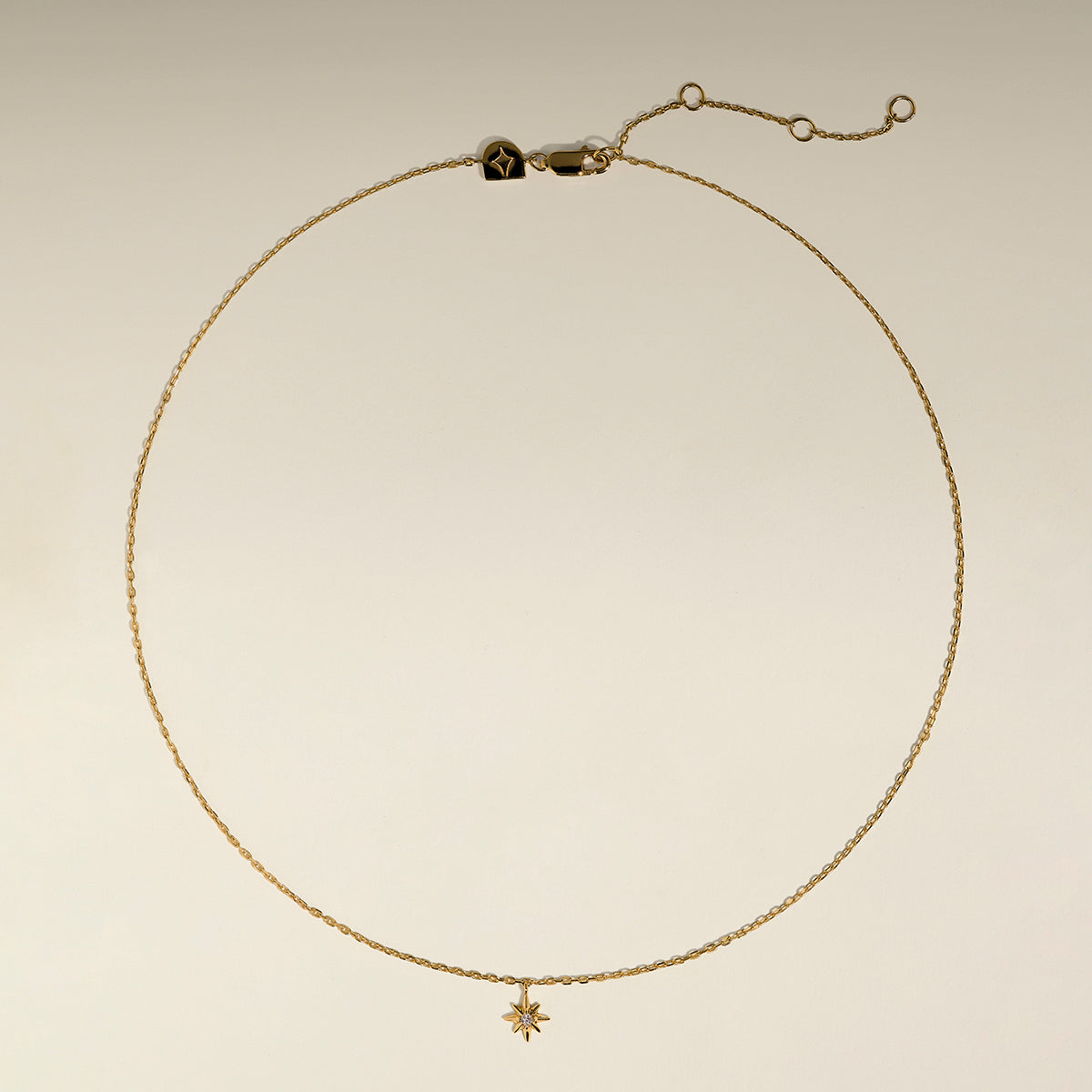 Twilight Star Pendant Necklace in Gold
