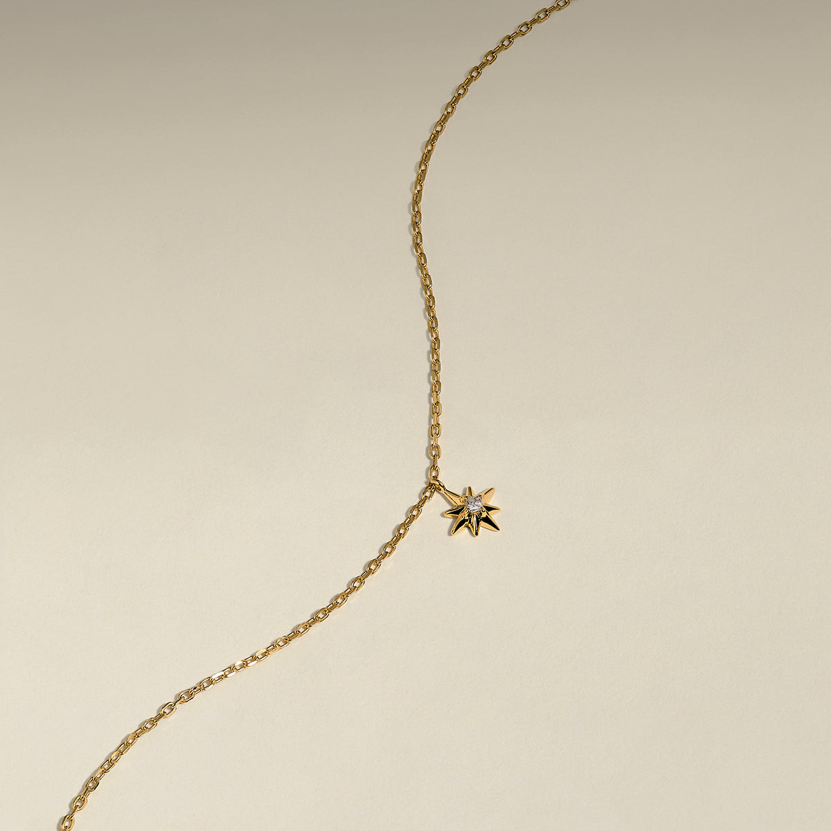 Twilight Star Pendant Necklace in Gold