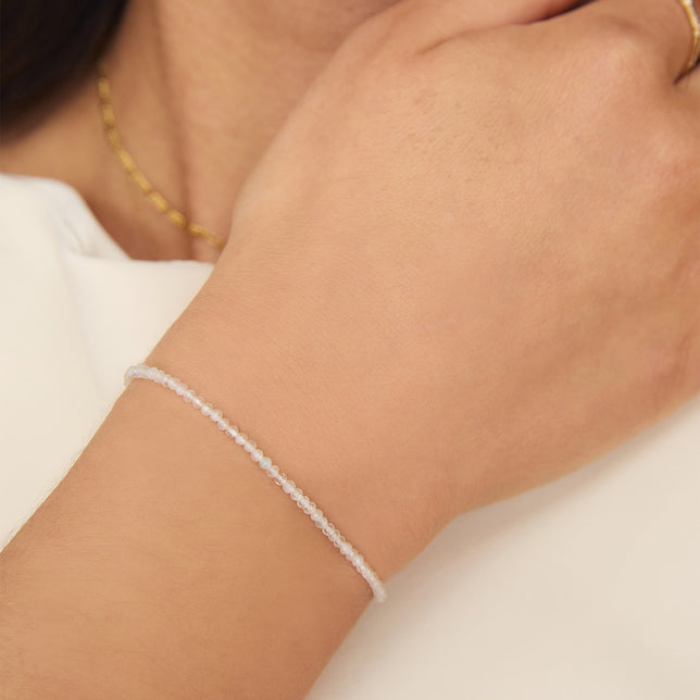Bracelets - Moonstone Gemstone Bracelet in 9k White Gold - Beaded Bracelet - Astrid & Miyu
