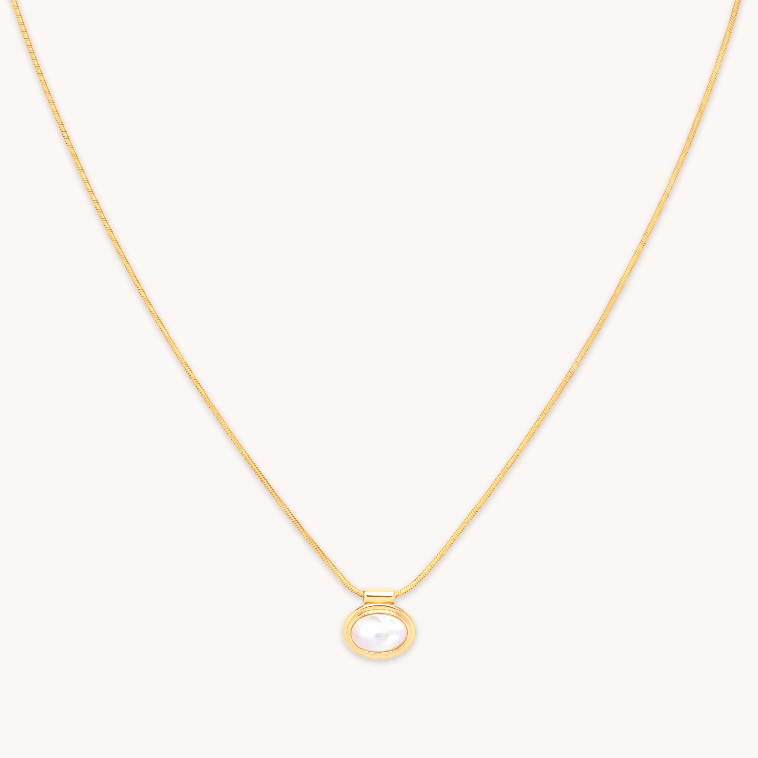 18k Gold Plated Jewellery - Mother of Pearl Pendant Necklace in Gold - Pendant Necklace - Astrid &amp; Miyu