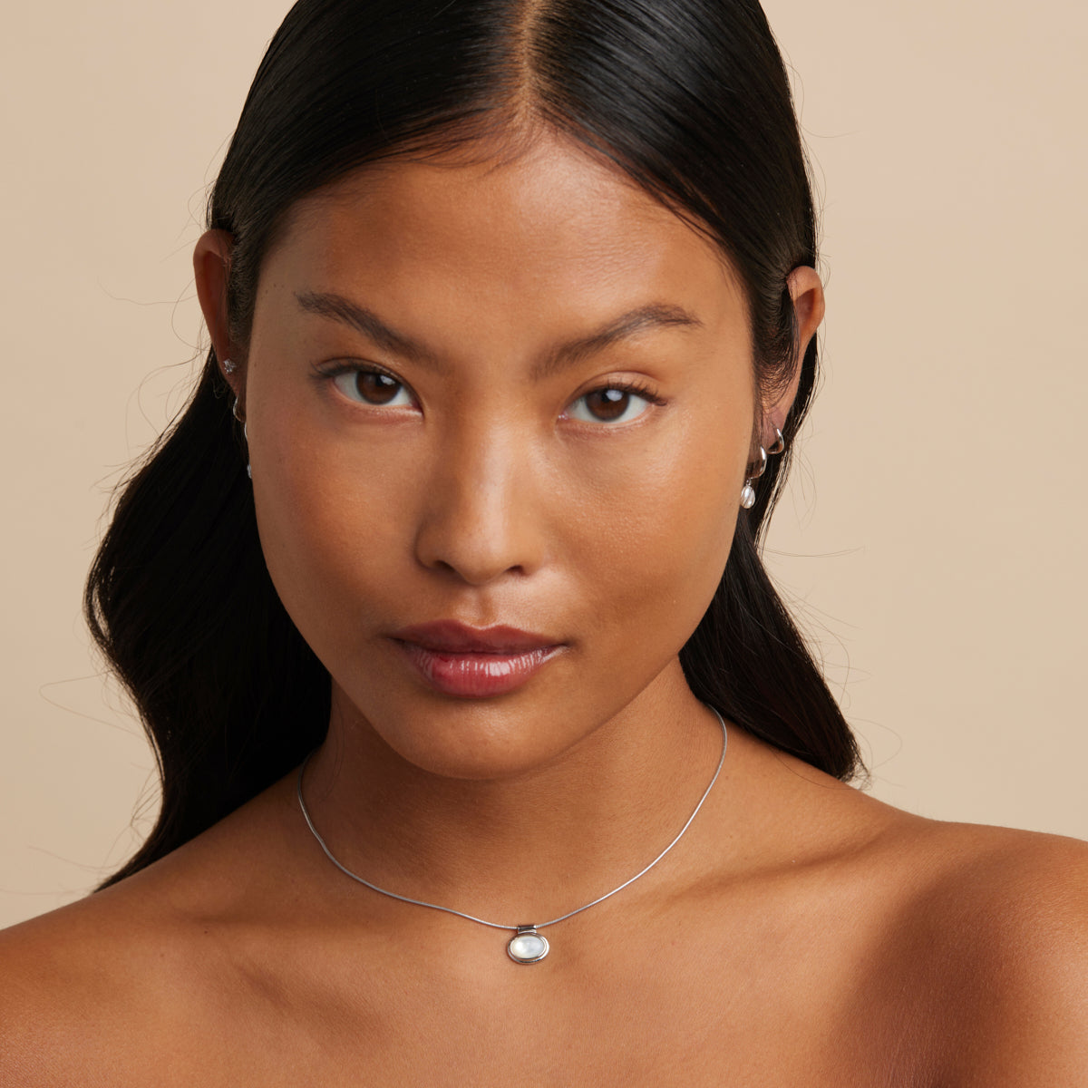 Gemstone Necklaces - Mother of Pearl Pendant Necklace in Silver - Pendant Necklace - Astrid &amp; Miyu