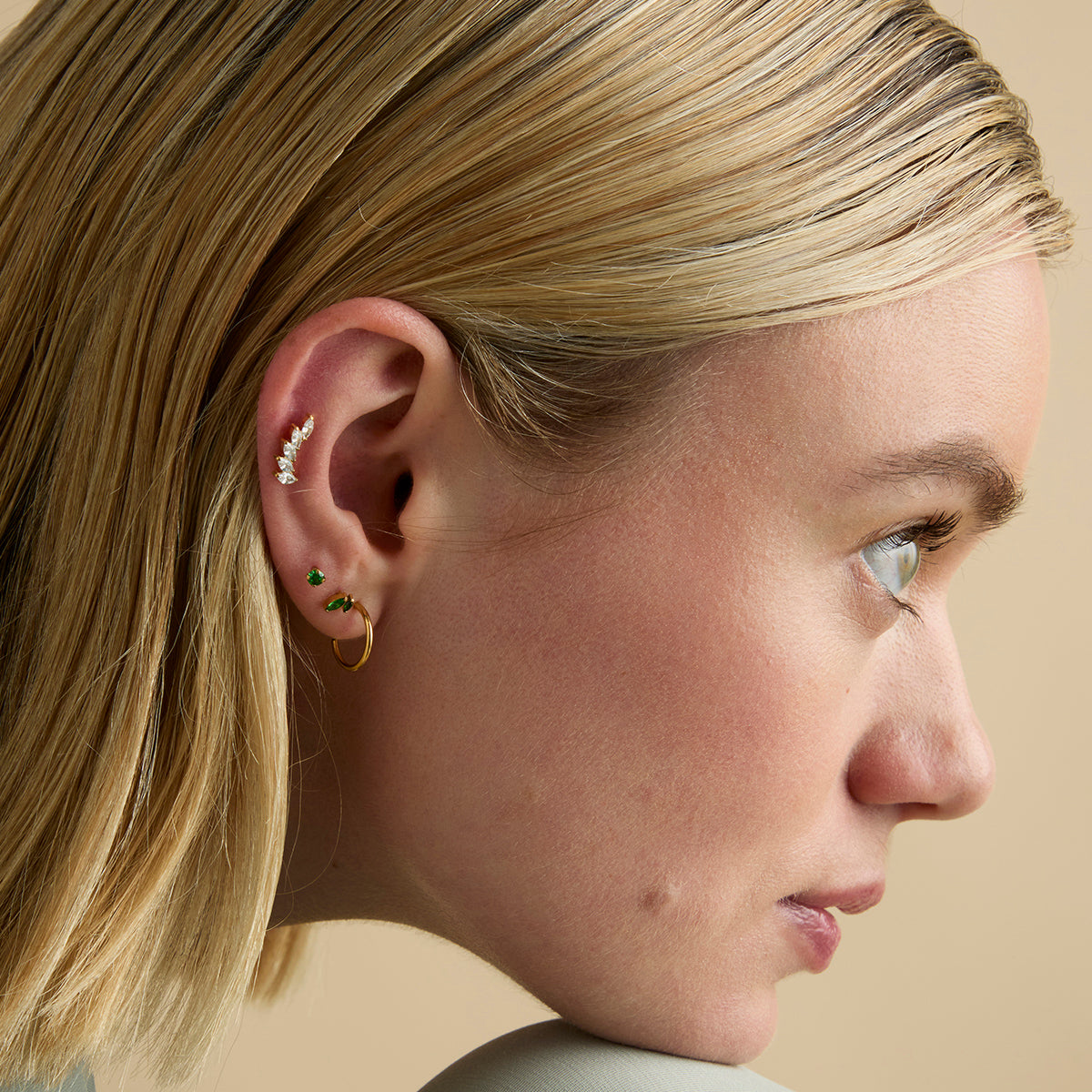 Conch Piercing Jewellery - Curved Marquise Titanium Piercing Stud in Gold - Piercing Stud - Astrid &amp; Miyu