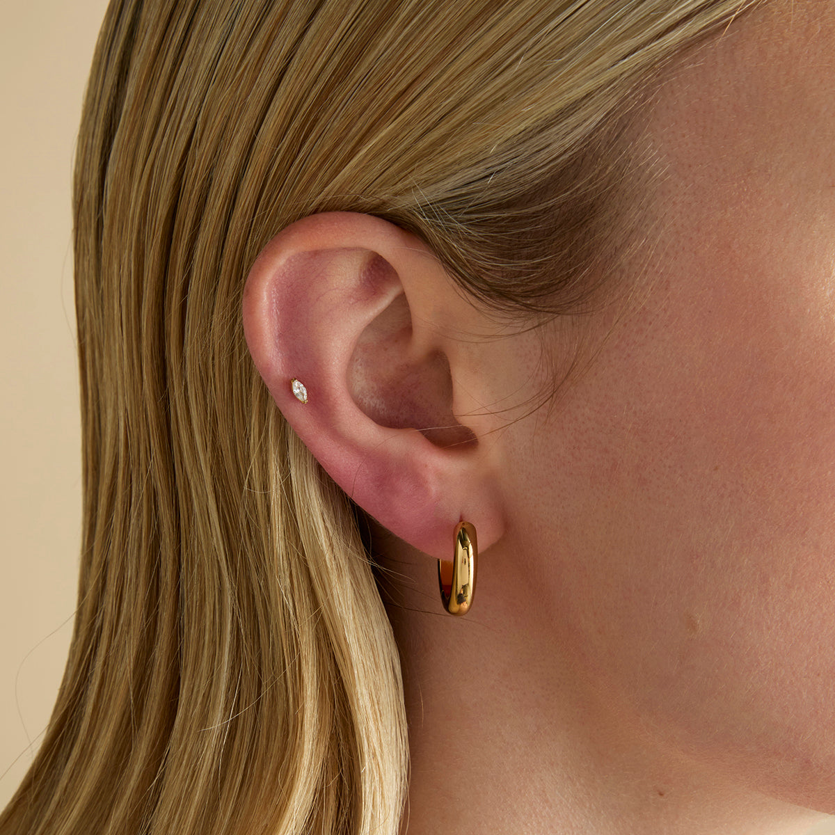 Conch Piercing Jewellery - Crystal Marquise Titanium Piercing Stud in Gold - Piercing Stud - Astrid &amp; Miyu