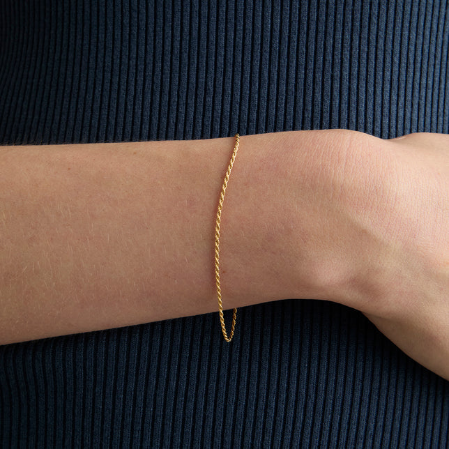Essential Rope Chain Bracelet in Gold-Astrid & Miyu