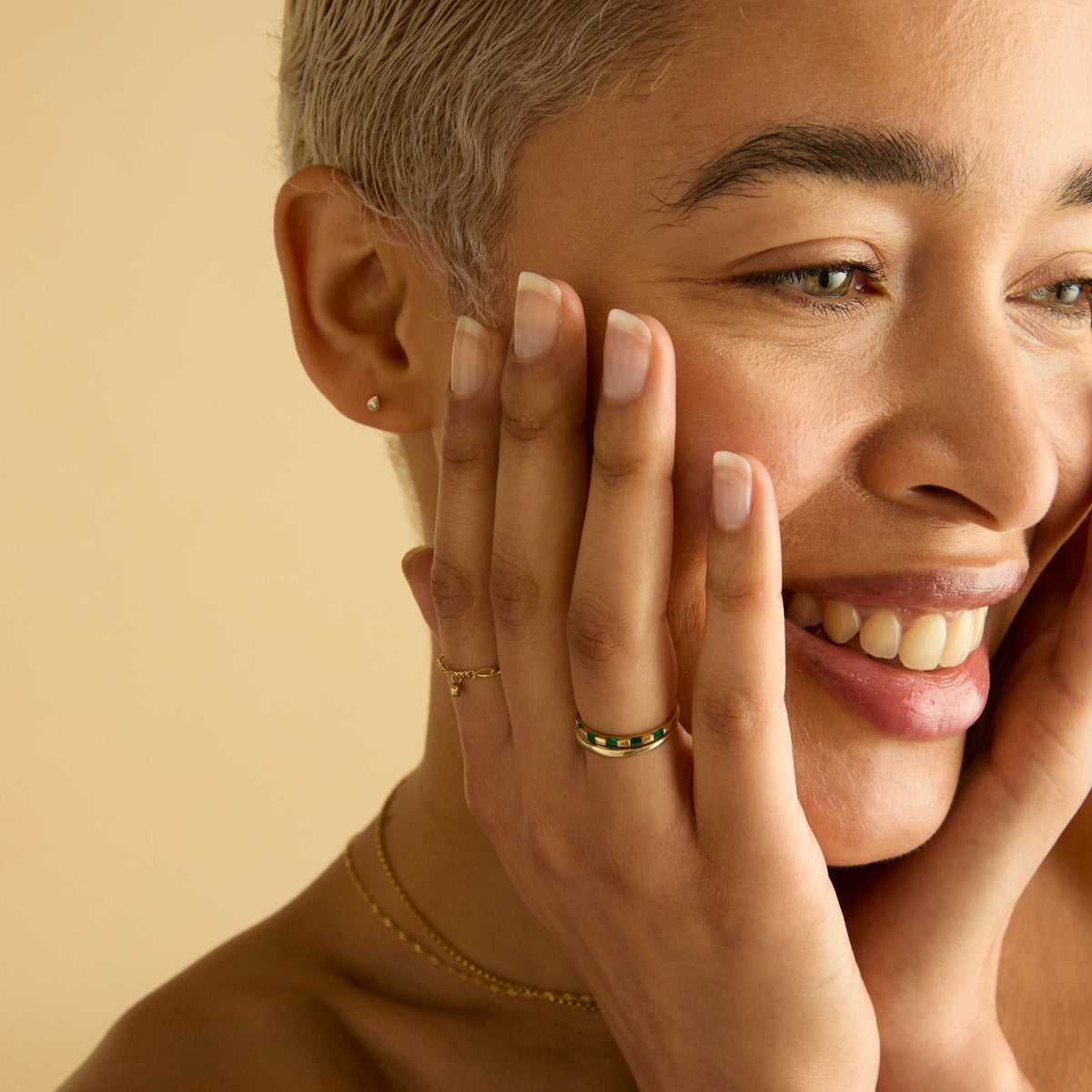 Flat Back Labret Studs - Diamond Bezel Pear Piercing Stud in Solid Gold - Piercing Studs - Astrid &amp; Miyu