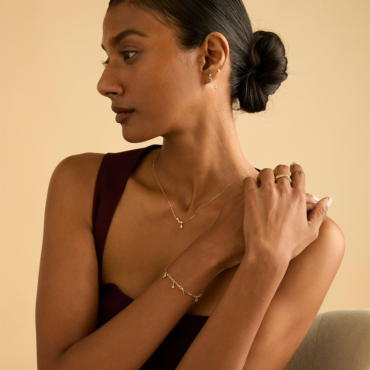 April White Topaz - White Topaz Ear Curation Chain™ in Solid Gold - Product Piercings - Astrid &amp; Miyu