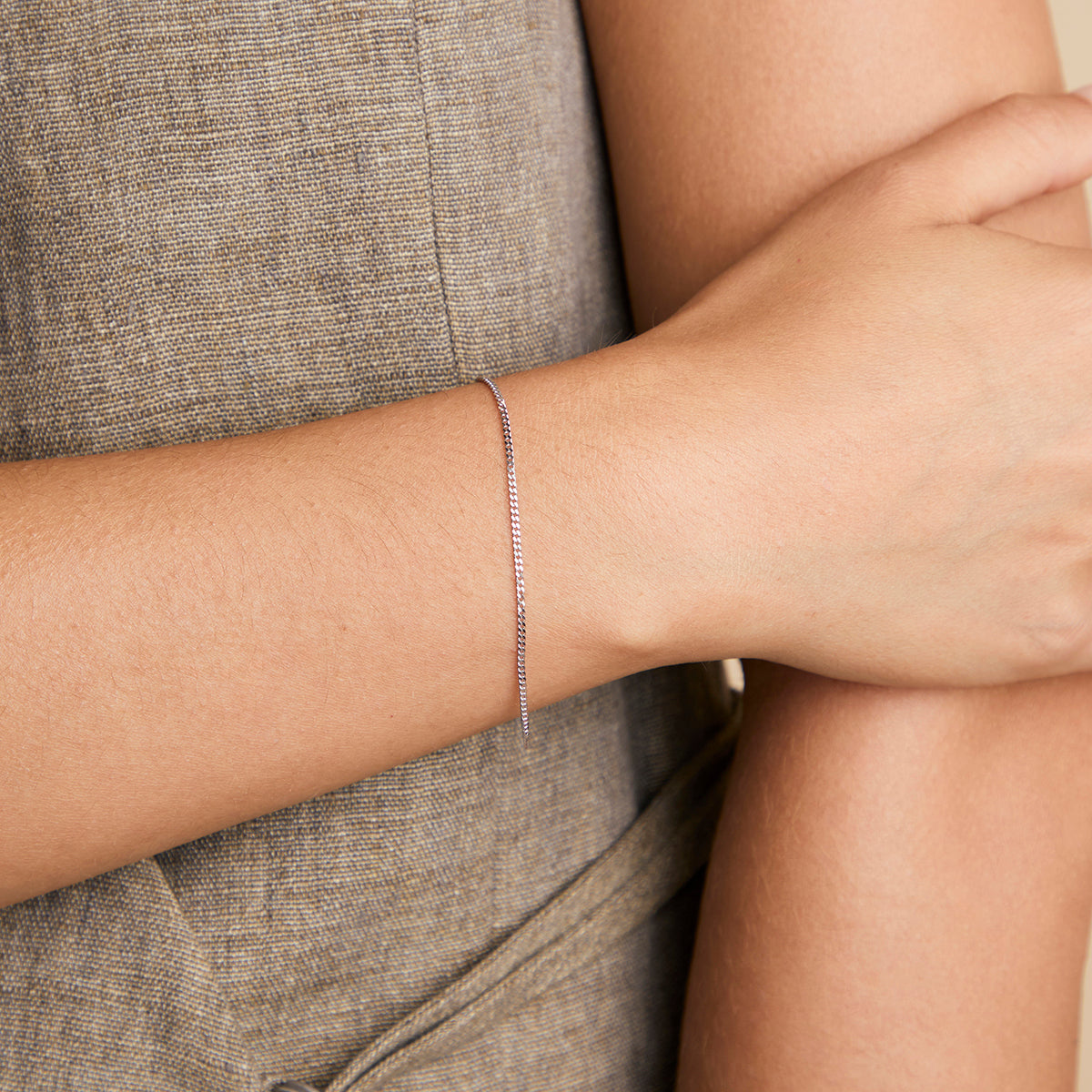 Bold Miyu Chain Bracelet in Solid White Gold-Astrid &amp; Miyu
