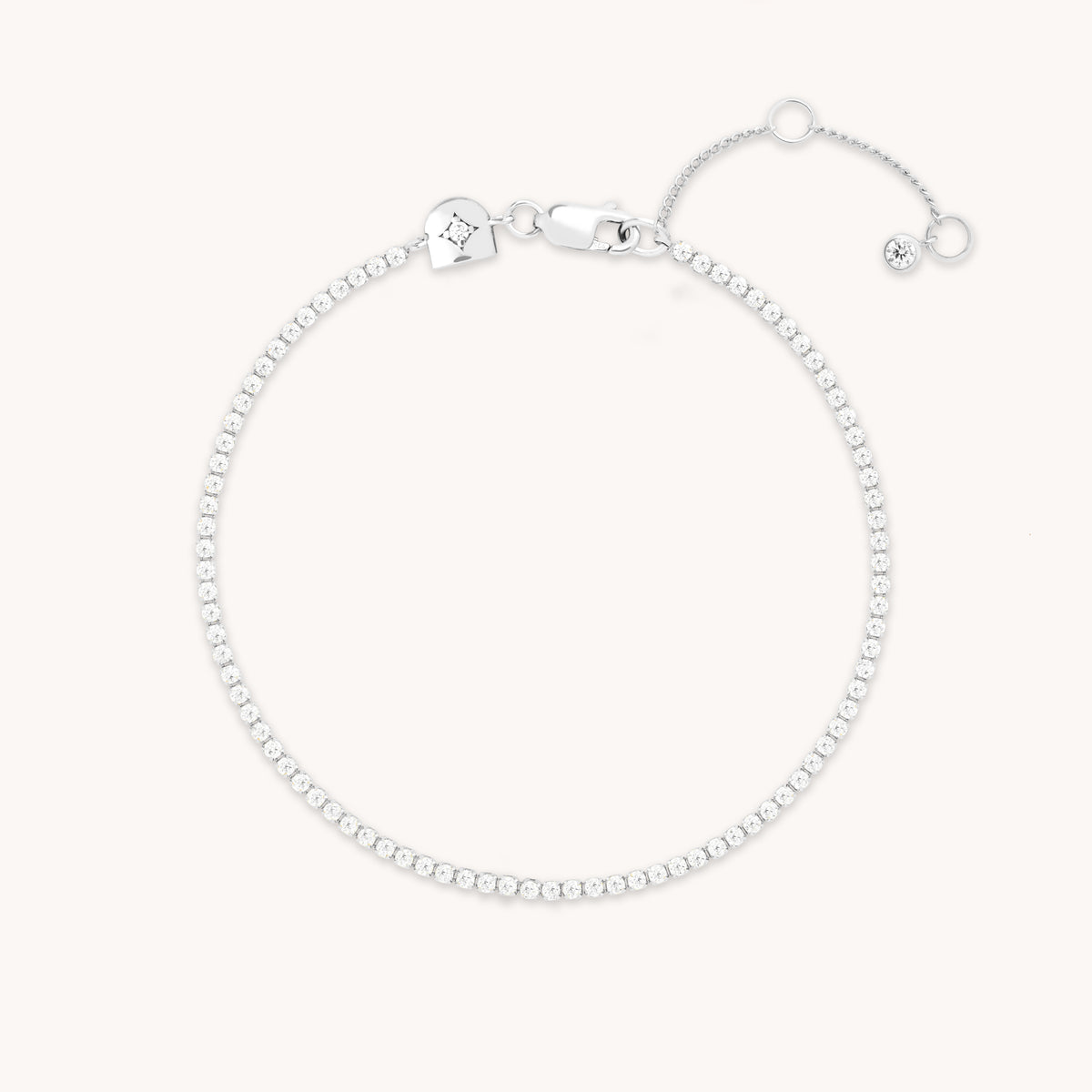 AM25-AD24-B-TEN-S_1-Astrid &amp; Miyu