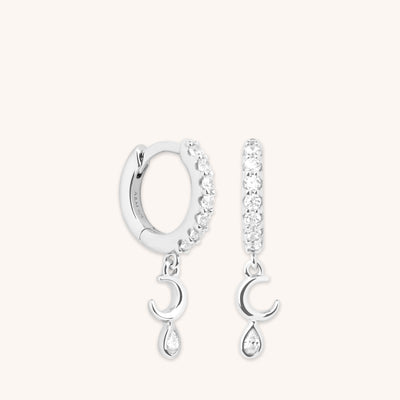 AM25-AD24-HUG-M-S_1-Astrid &amp; Miyu