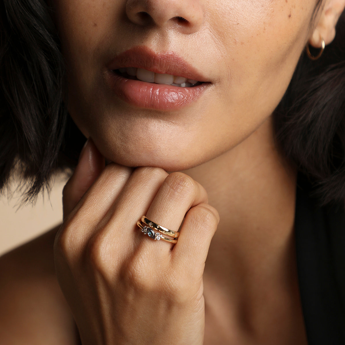 Alexandrite Cluster Milestone Ring in Solid Gold-Astrid &amp; Miyu