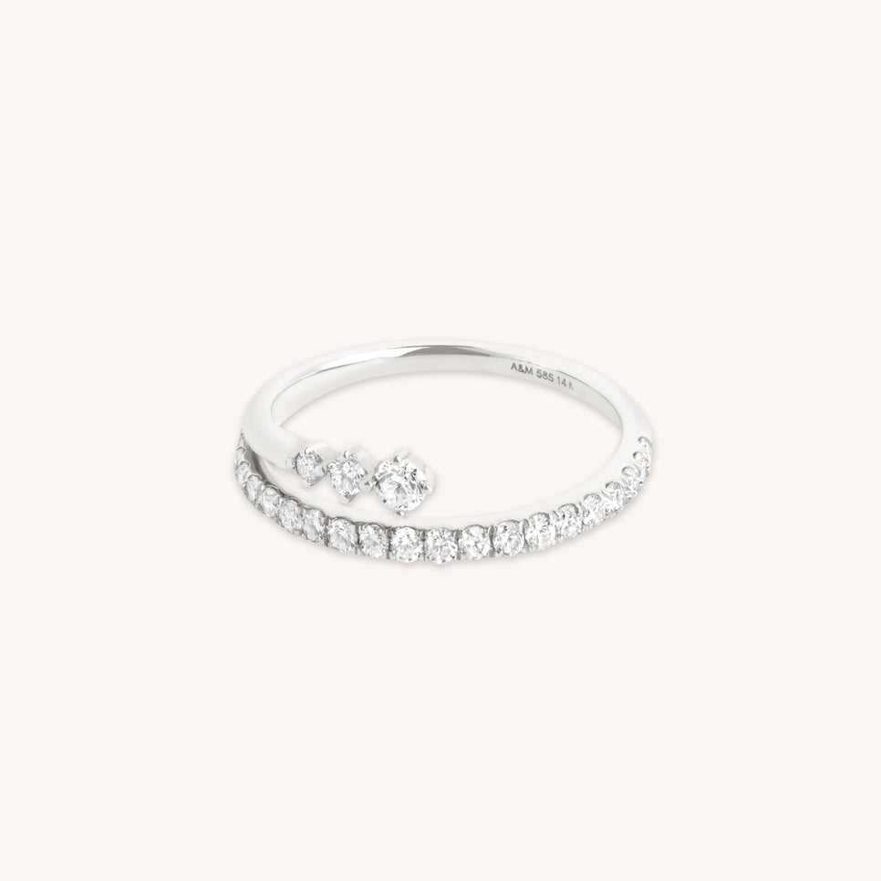 Illusion Diamond Milestone Ring in Solid White Gold-Astrid &amp; Miyu