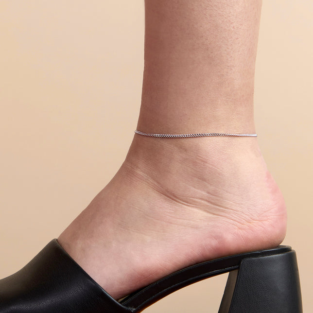 Essential Curb Chain Anklet in Silver-Astrid & Miyu