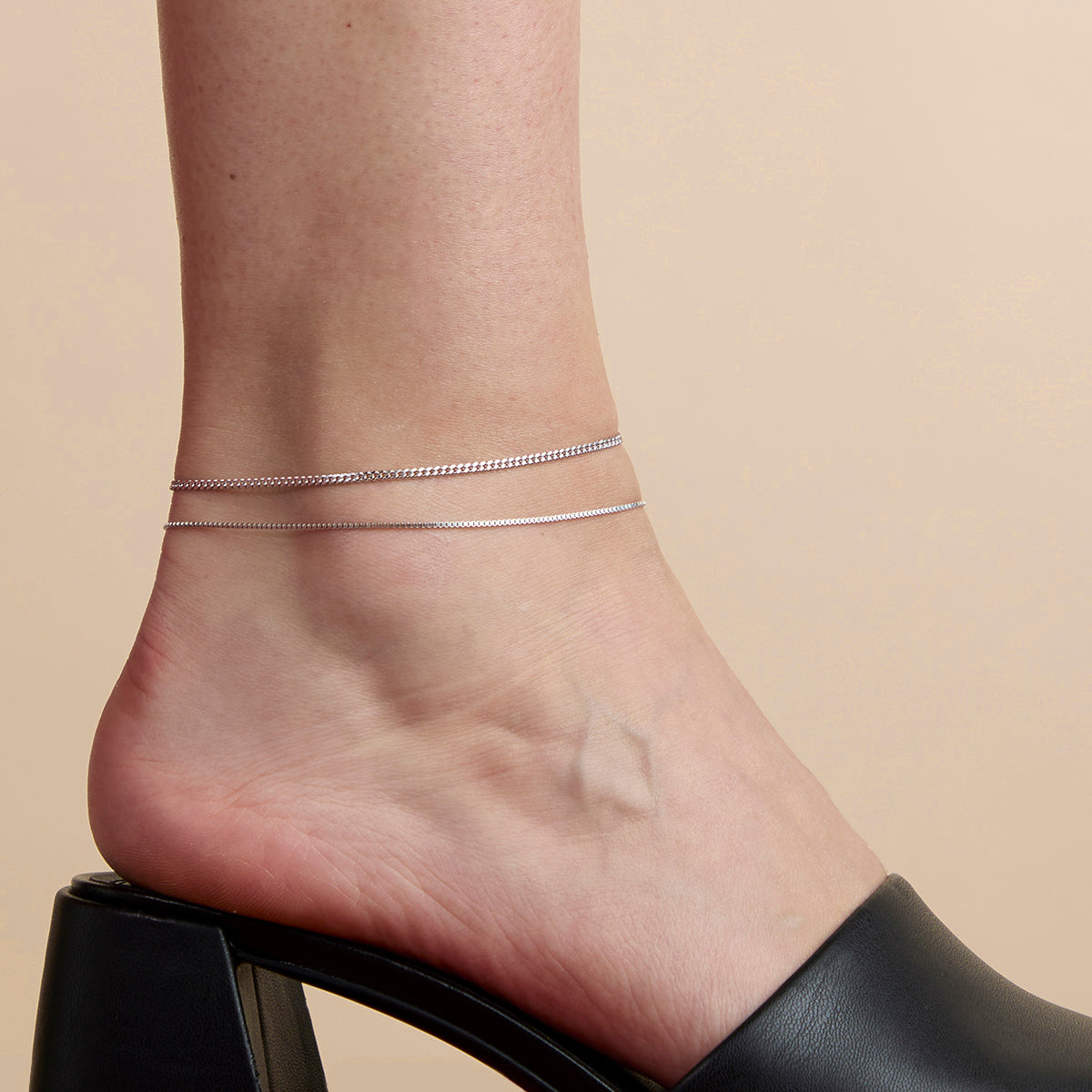 Essential Curb Chain Anklet in Silver-Astrid &amp; Miyu