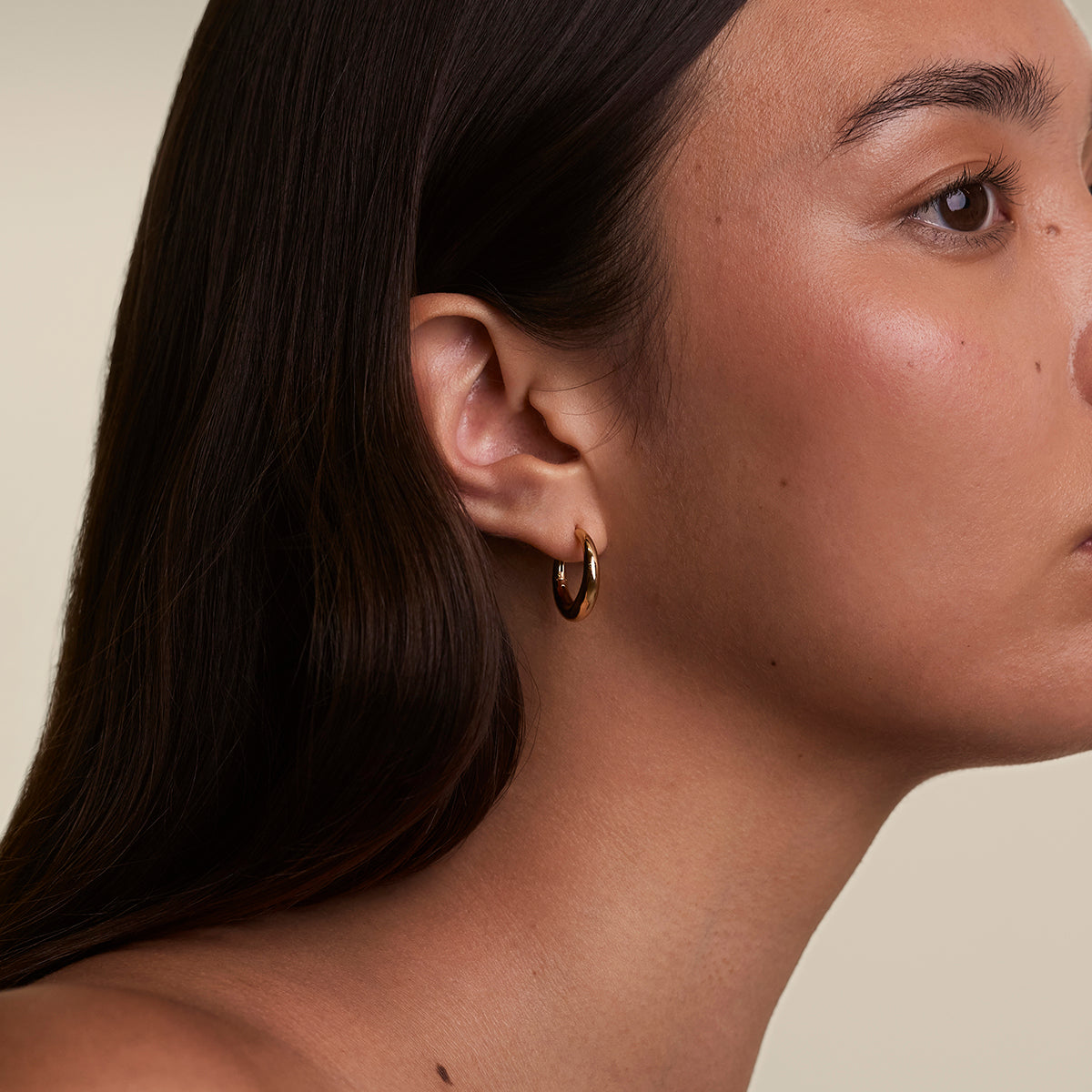 Dome Medium Hoops in Gold-Astrid &amp; Miyu
