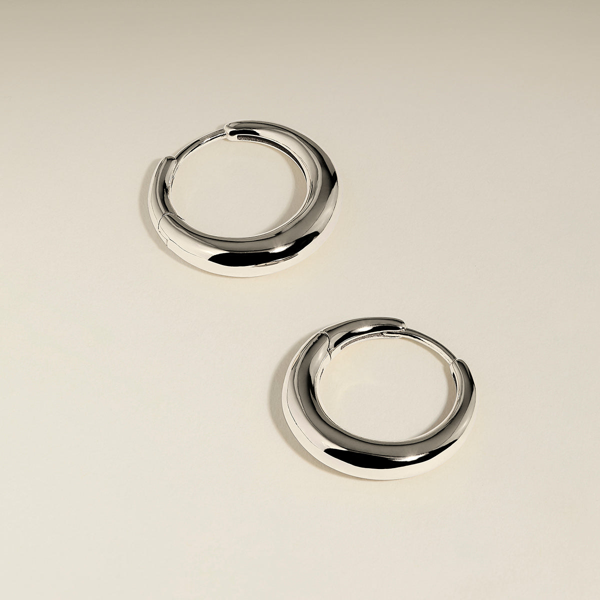 Dome Medium Hoops in Silver-Astrid &amp; Miyu