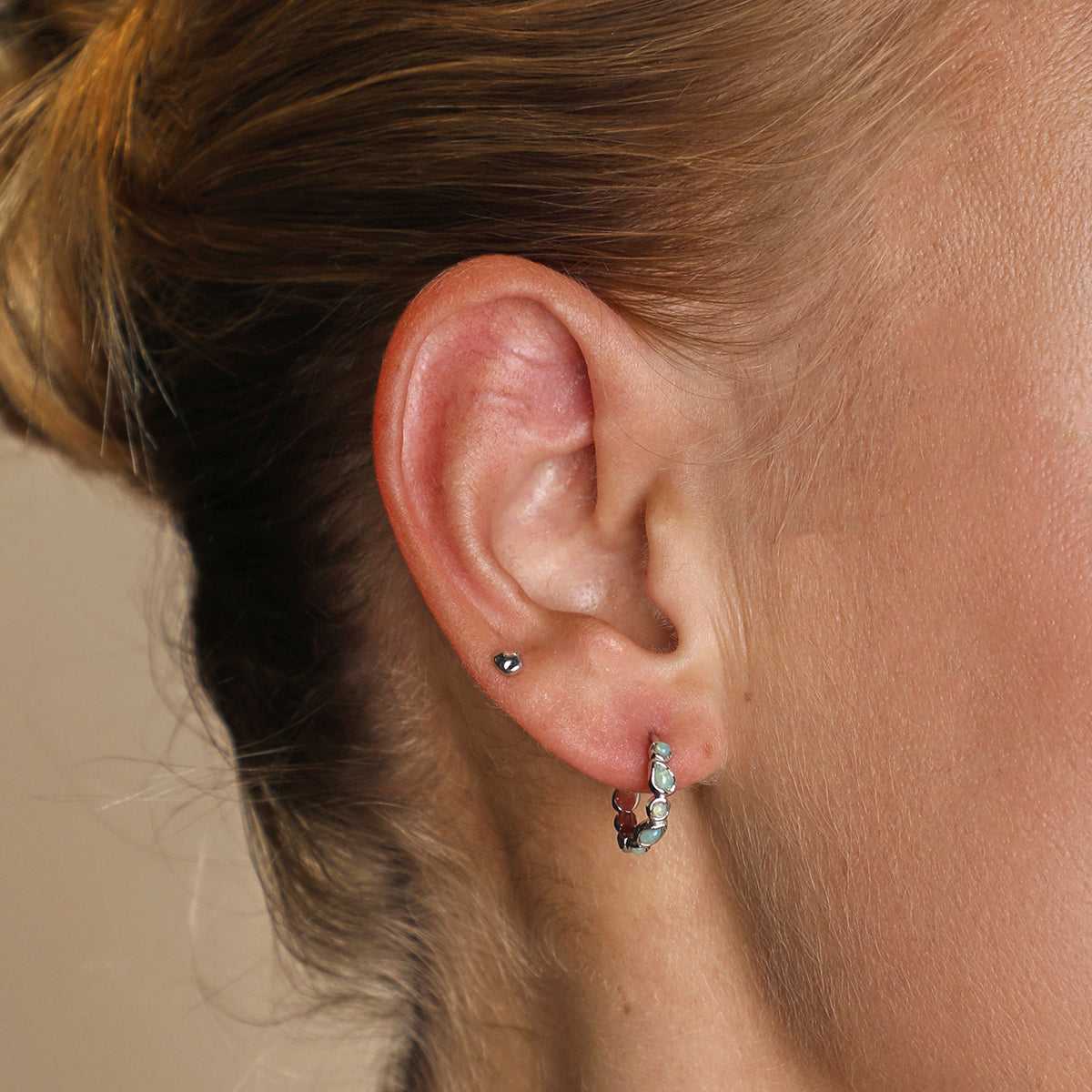 Molten Piercing Stud in Solid White Gold-Astrid &amp; Miyu