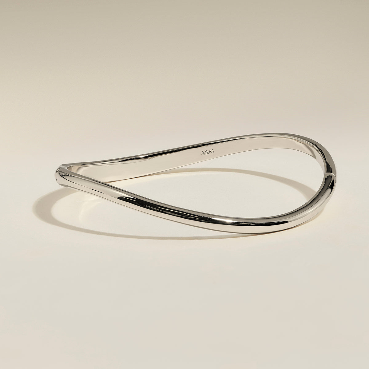 Wave Bangle in Silver-Astrid &amp; Miyu