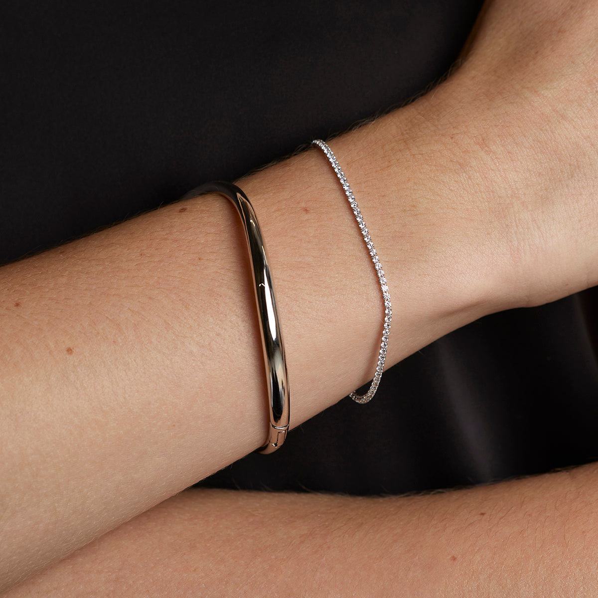 Wave Bangle in Silver-Astrid &amp; Miyu