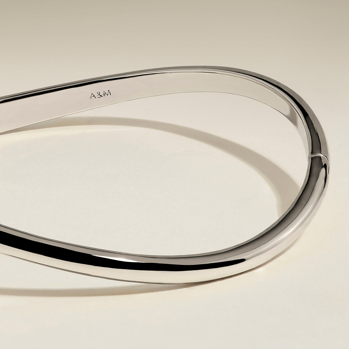 Wave Bangle in Silver-Astrid &amp; Miyu