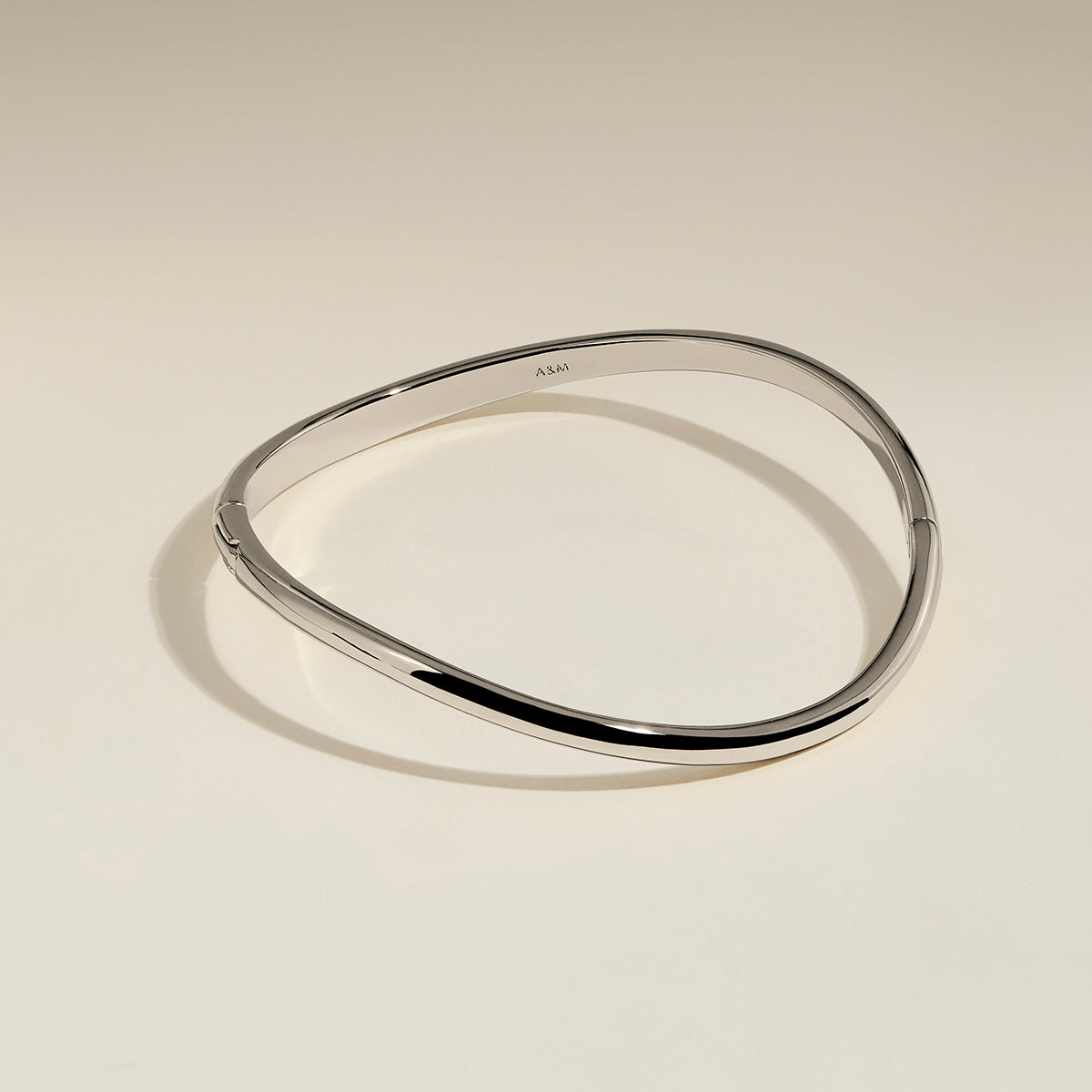 Wave Bangle in Silver-Astrid &amp; Miyu