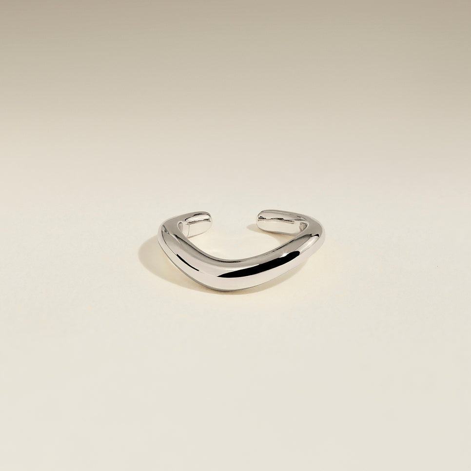 Wave Ear Cuff in Silver-Astrid &amp; Miyu