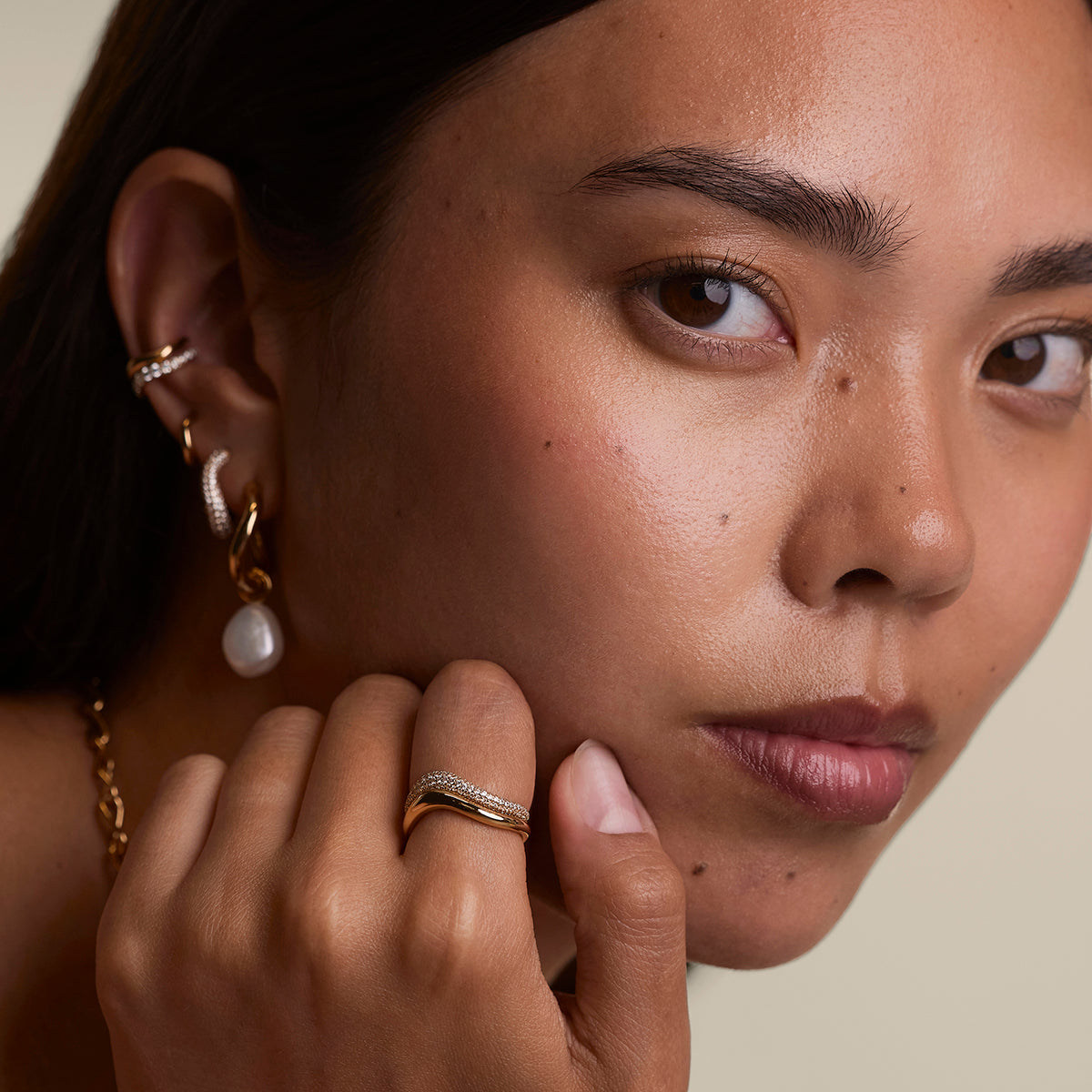 Wave Crystal Ring in Gold