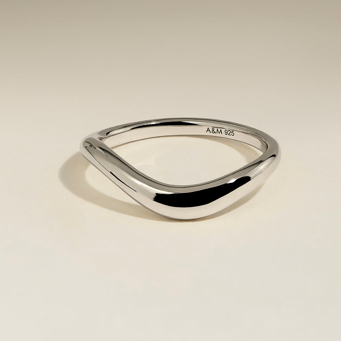 Wave Ring in Silver-Astrid &amp; Miyu