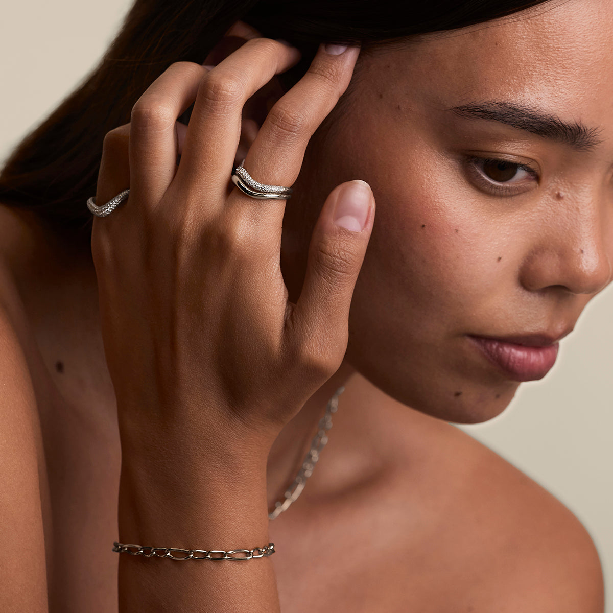 Wave Ring in Silver-Astrid &amp; Miyu