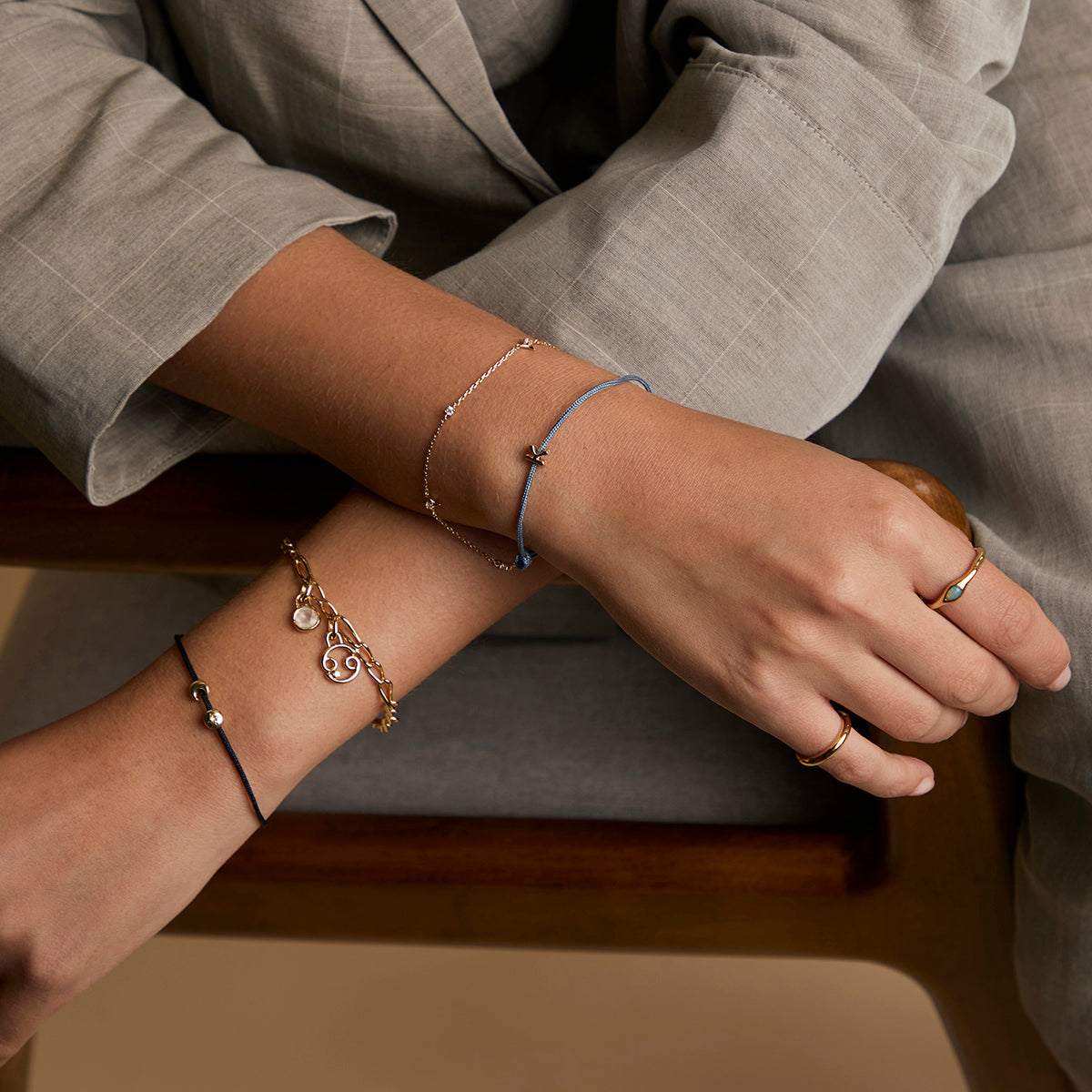 Story Strand Bracelet in Black-Astrid &amp; Miyu