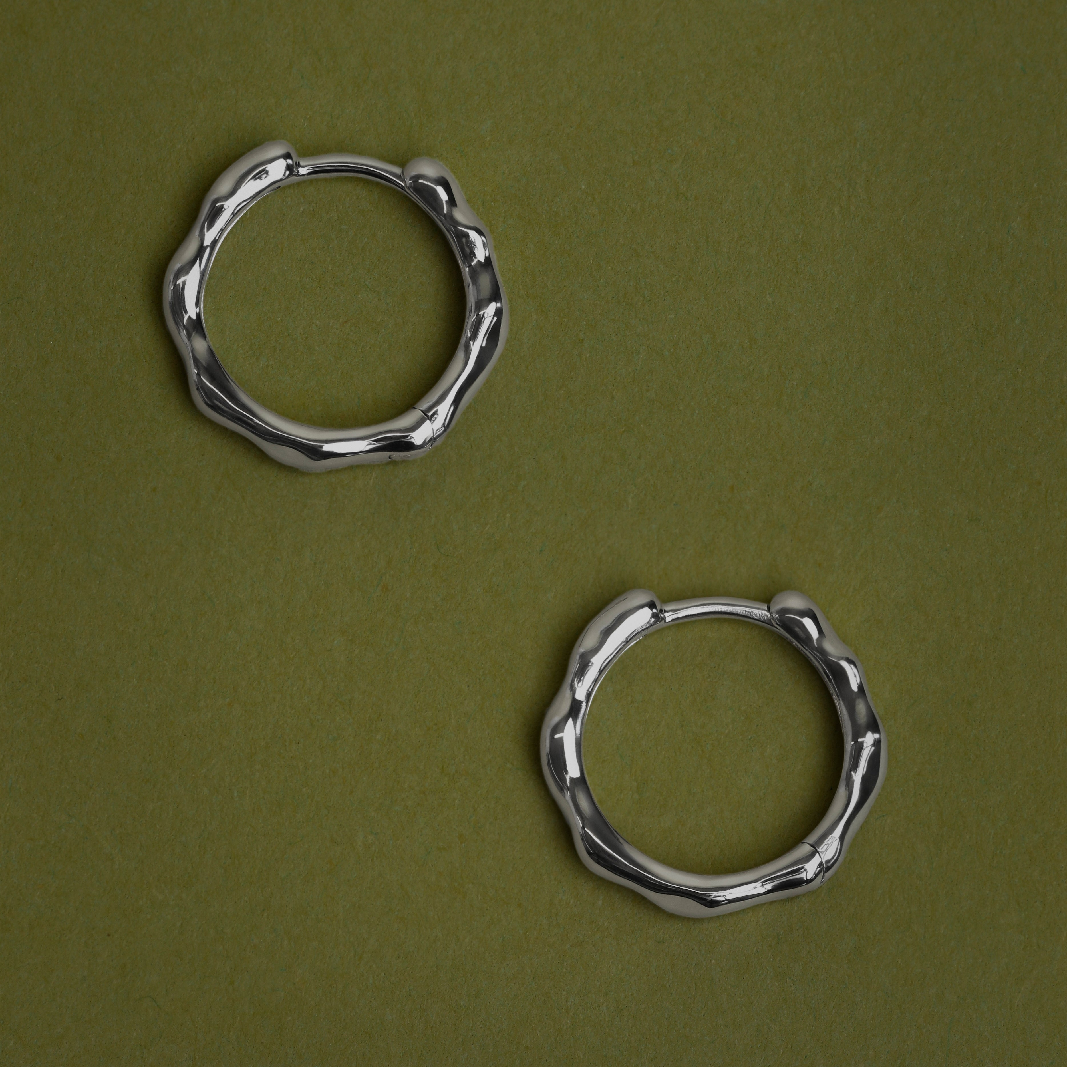 Molten Hoops in Solid White Gold-Astrid &amp; Miyu