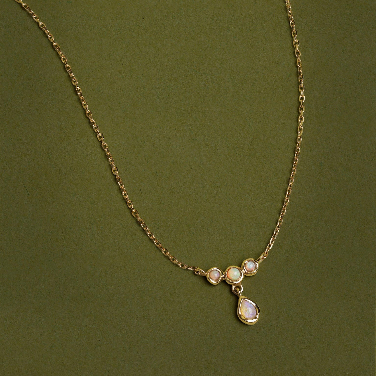 Opal Cluster Pendant in Solid Gold-Astrid &amp; Miyu