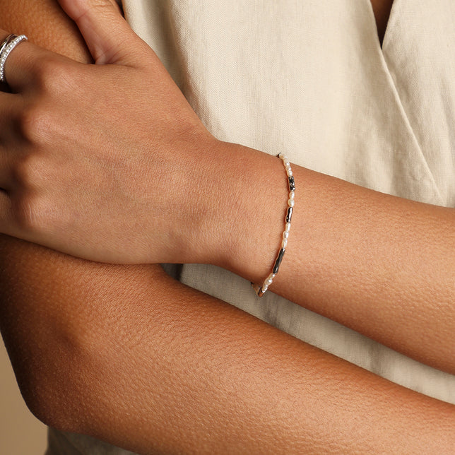 Molten Pearl Bracelet in Silver-Astrid & Miyu