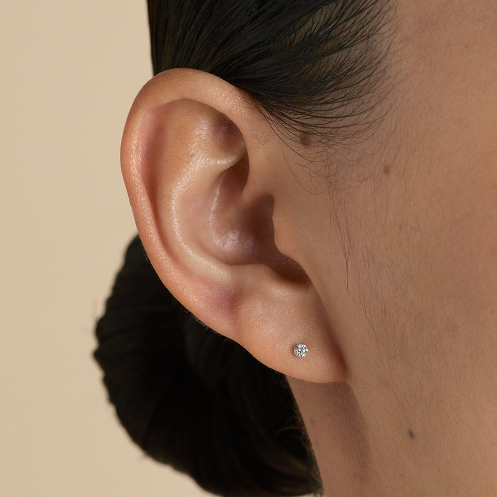 Floating Diamond Medium Piercing Stud in Solid Gold-Astrid &amp; Miyu