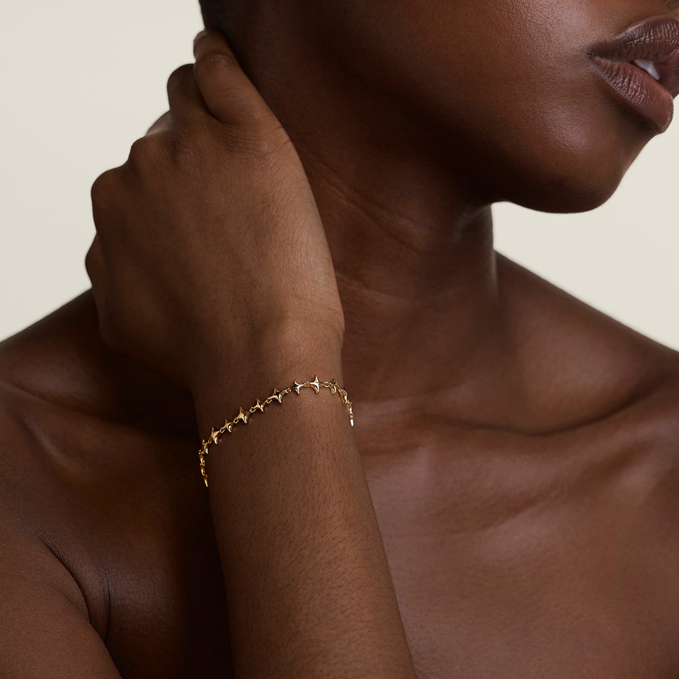 Cosmic Star Chain Bracelet in Gold