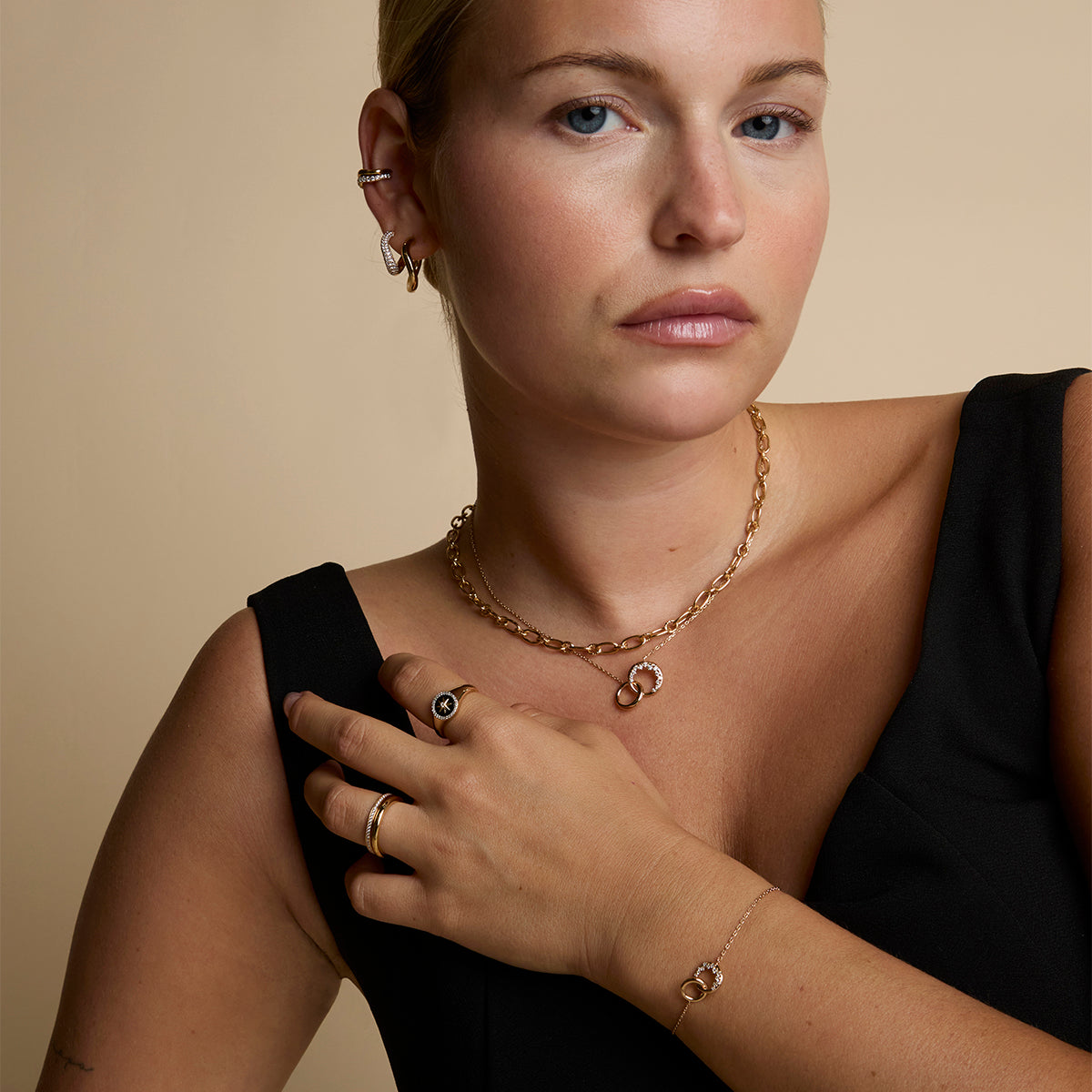 Orbit Crystal Pendant Bracelet in Gold-Astrid &amp; Miyu