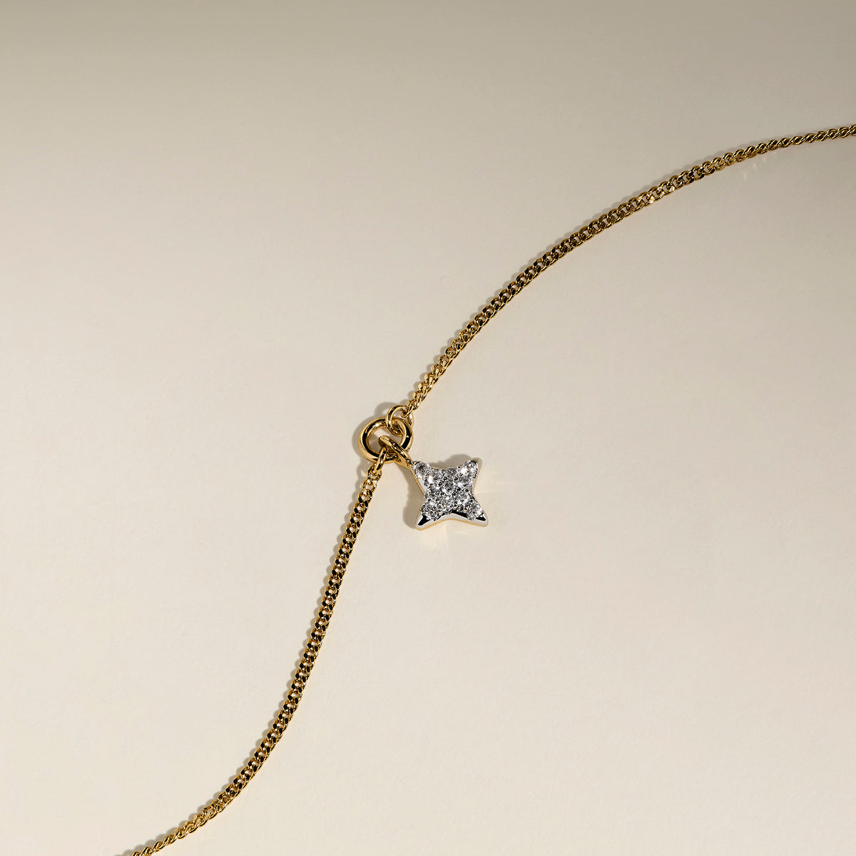 Pavé Cosmic Star Bracelet in Gold
