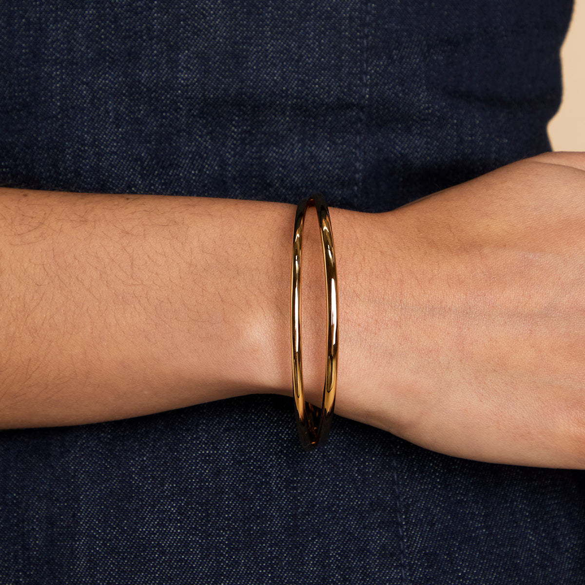 Crossover Illusion Bangle in Gold-Astrid &amp; Miyu